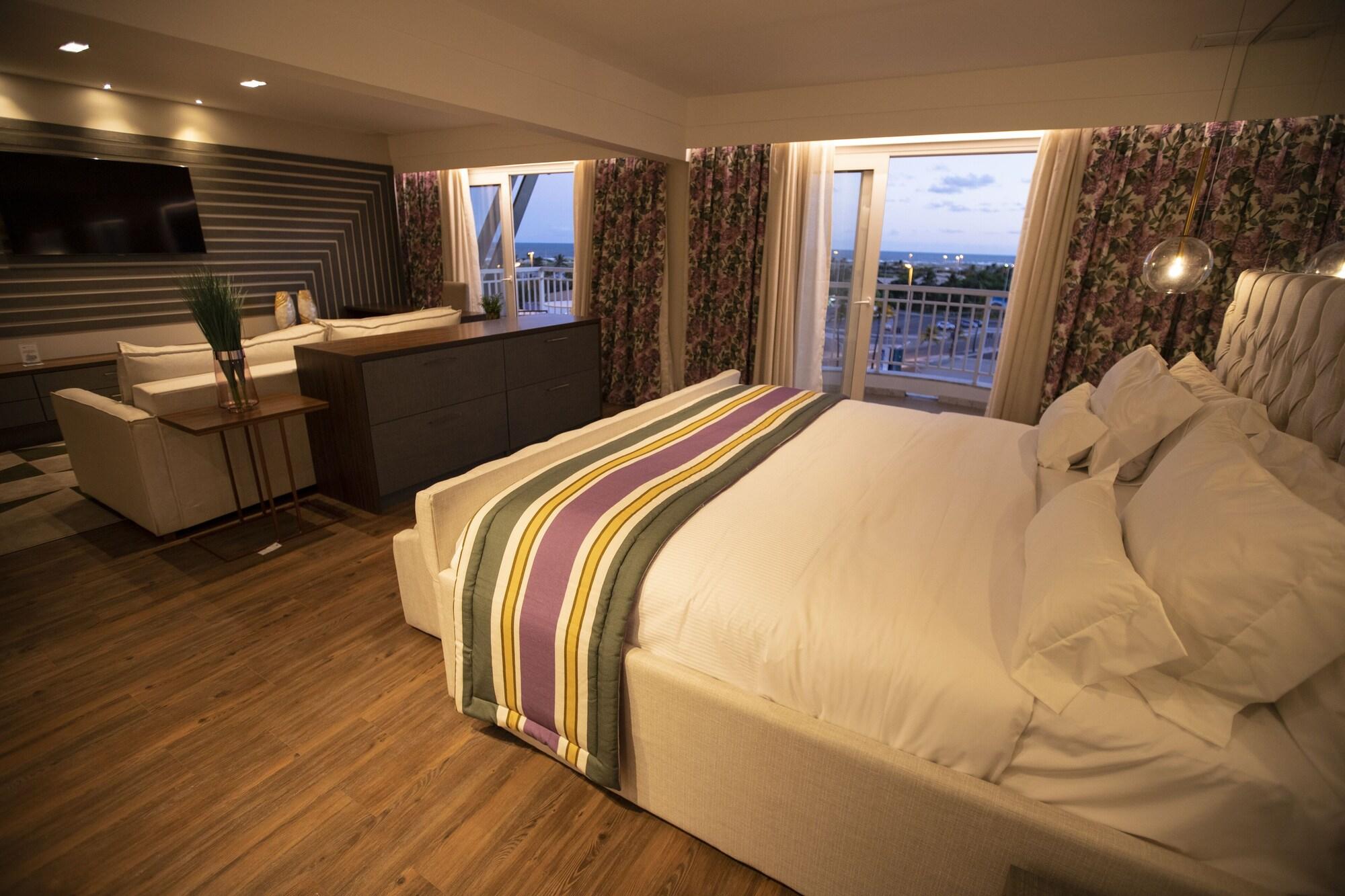 Semi Room, Diamond, Presidential, Suite, South Wing