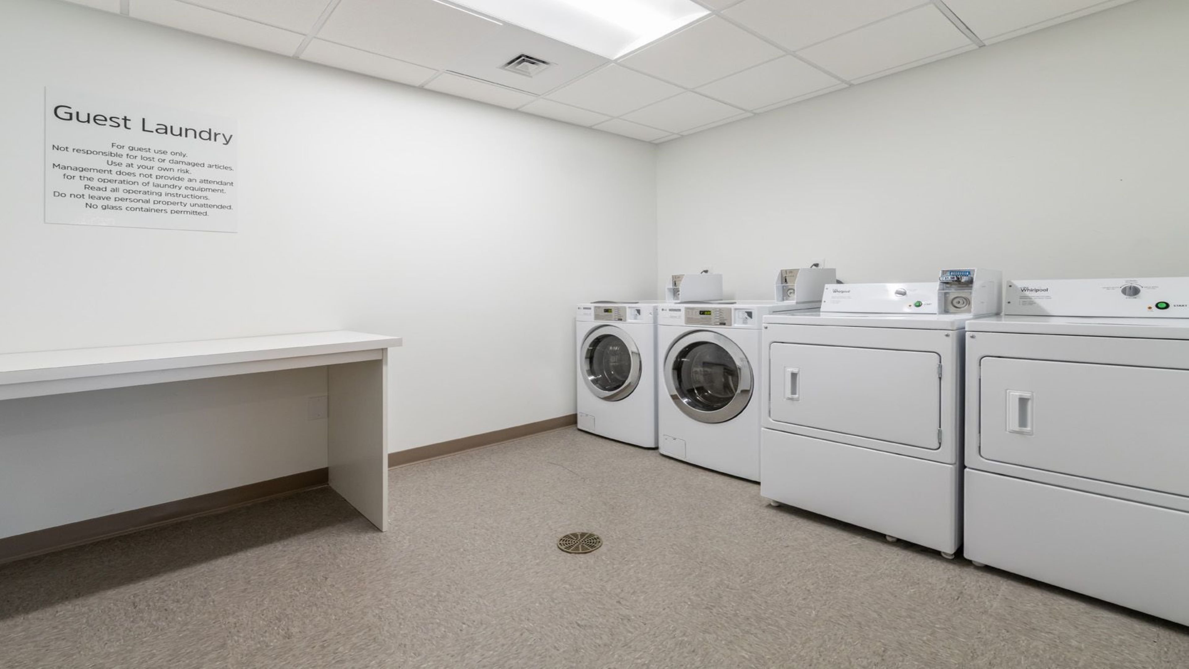 Holiday Inn Express Suites Marion 15/59