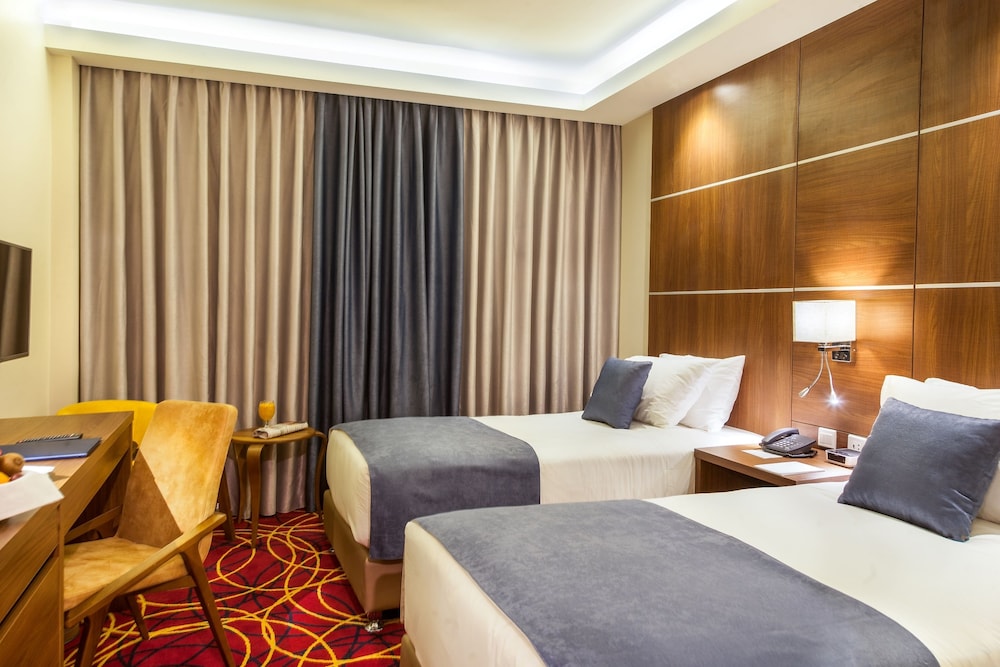 Gerasa Hotel 19/40