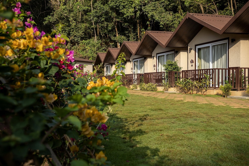 Stone Wood Nature Resort 25/43