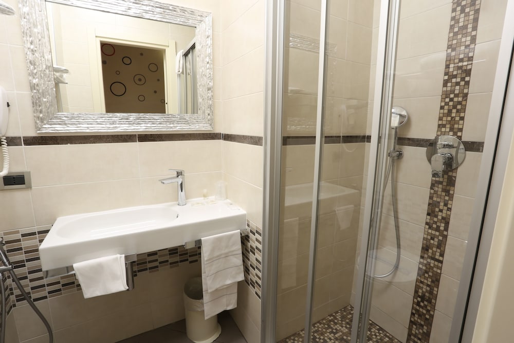 Hotel Piacenza 20/47