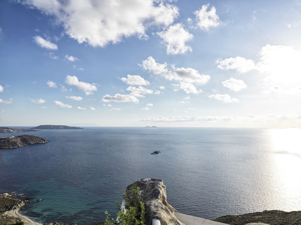 Myconian Panoptis Escape - Small Luxury Hotels of the World 45/50