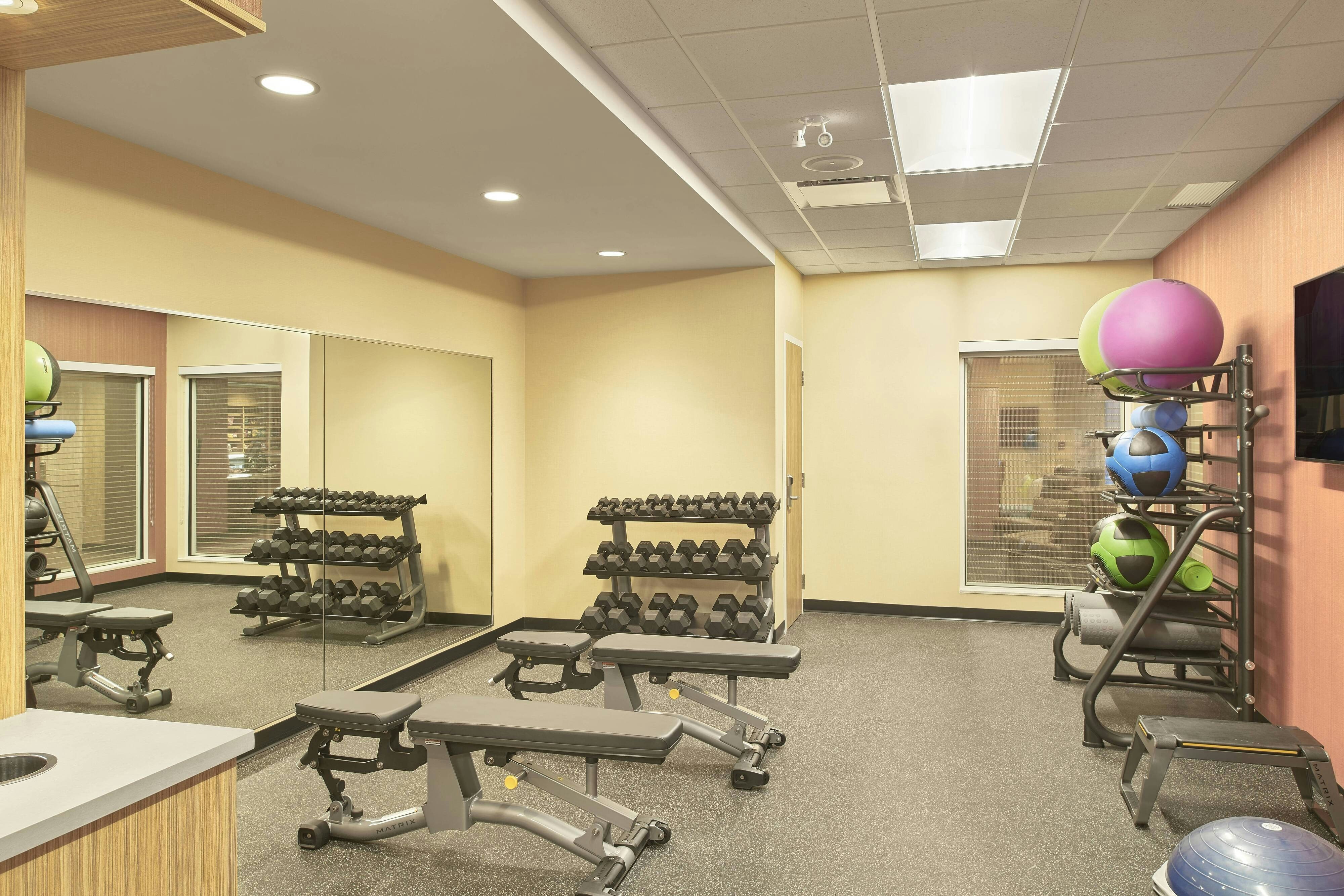 TownePlace Suites by Marriott Medicine Hat 5/12