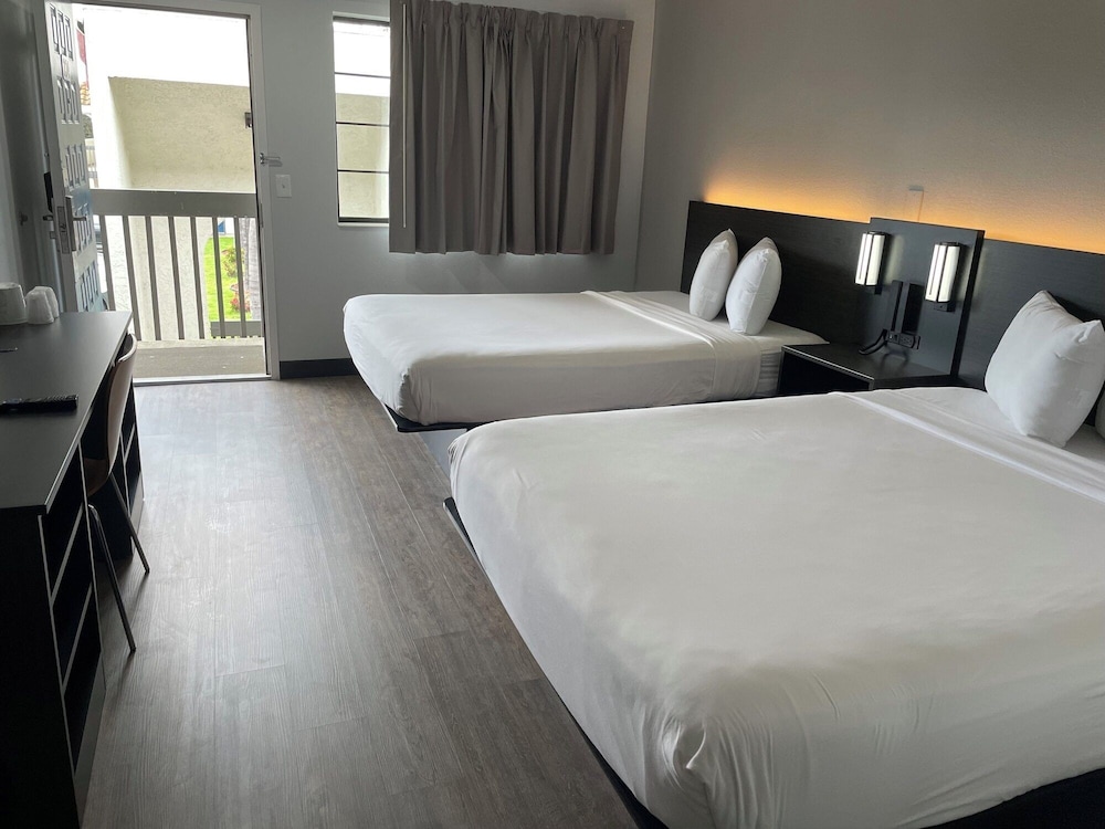 Motel6 Lompoc, CA 21/42