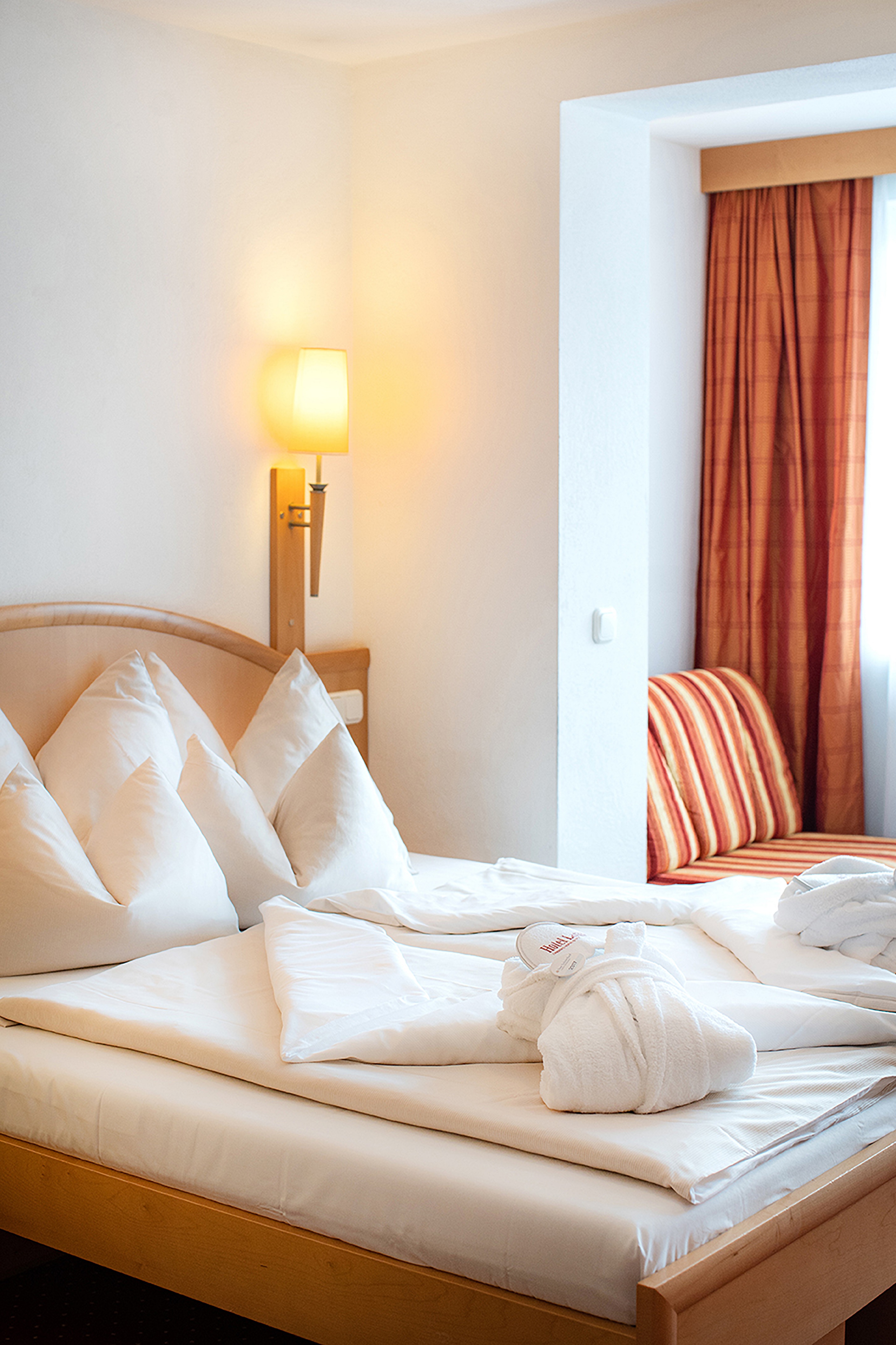 SUPERIOR, DOUBLE BED