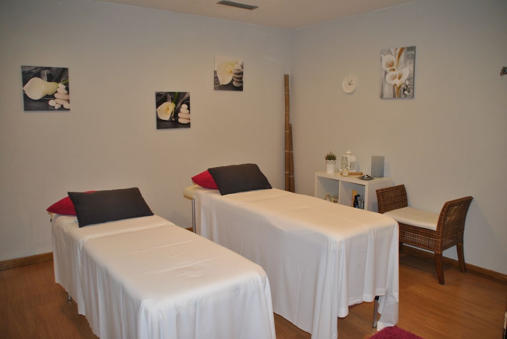 Junquera Hotel 32/40