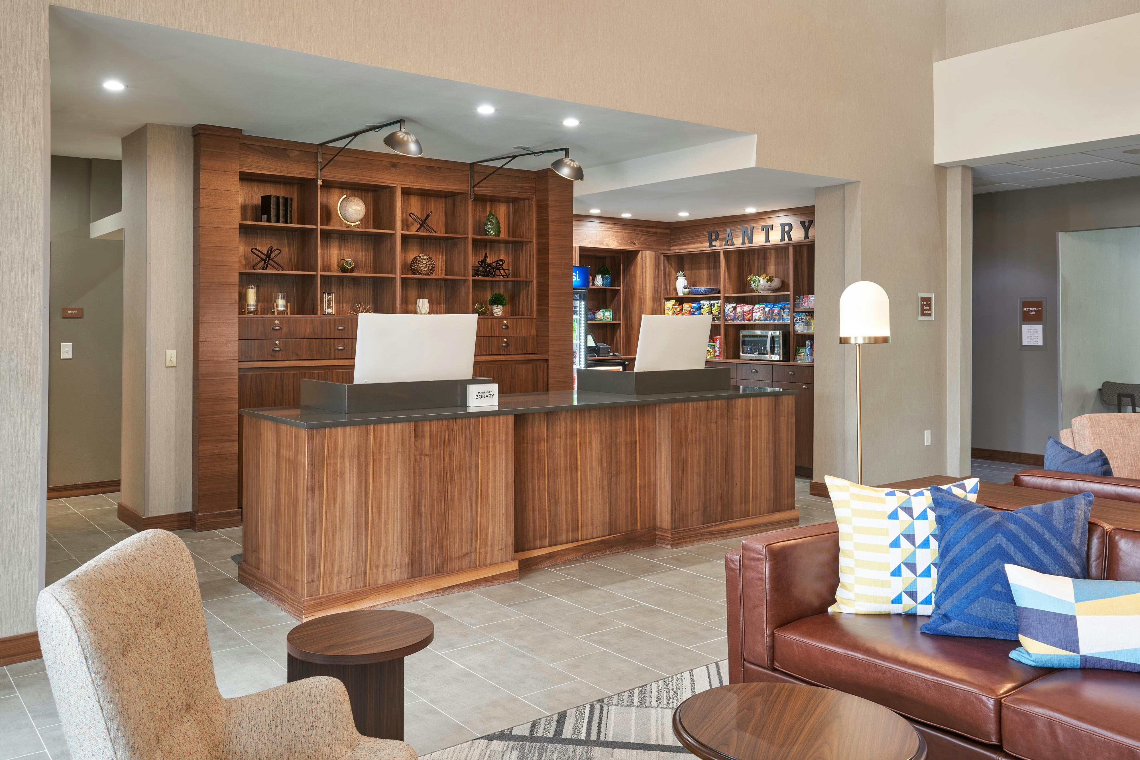 Four Points by Sheraton Chicago Schaumburg 5/36