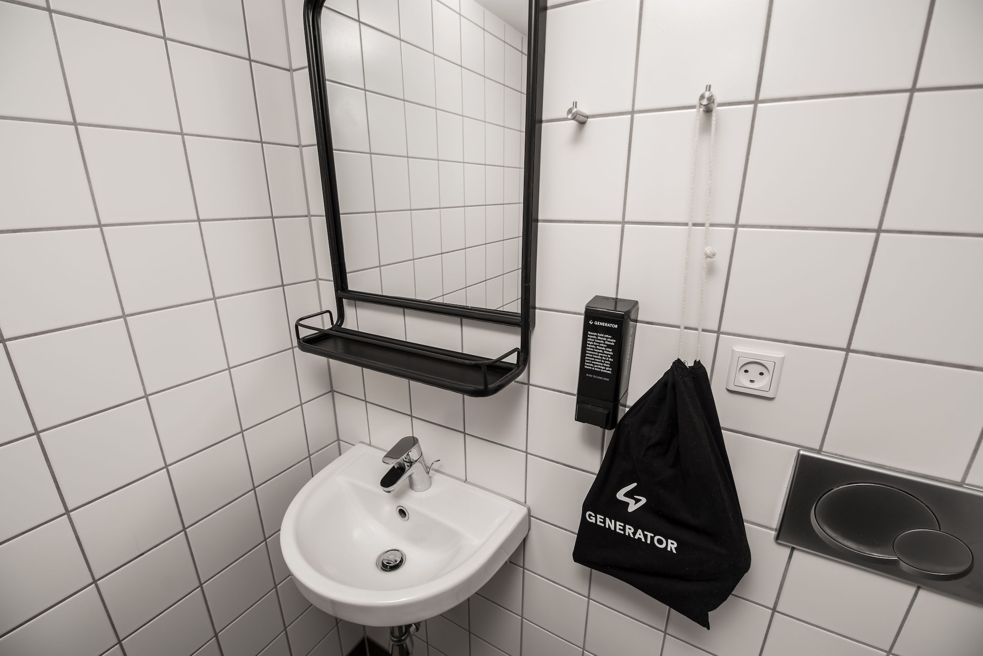 Female Dorm, Female Only