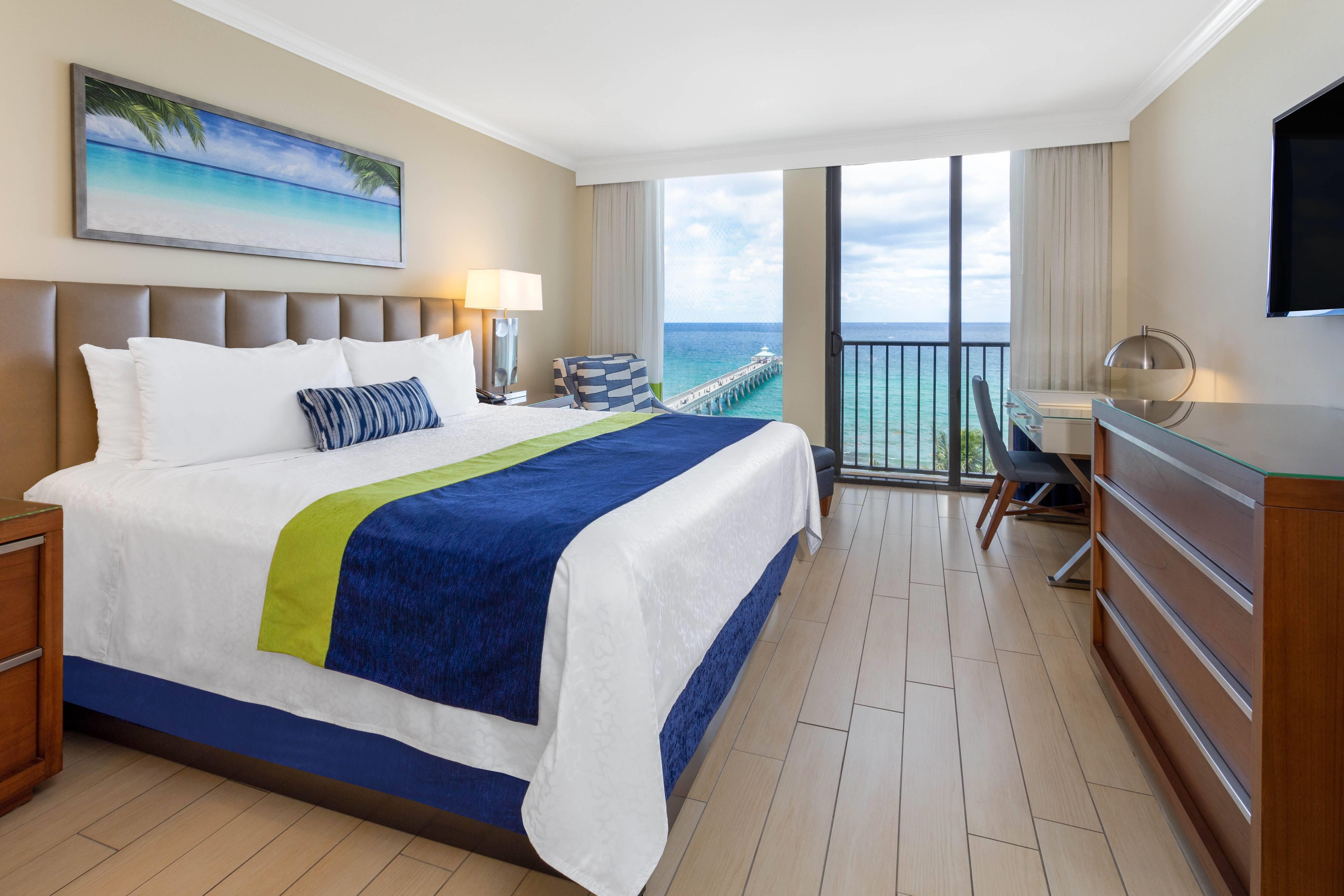 Room, King Bed, Ocean Front