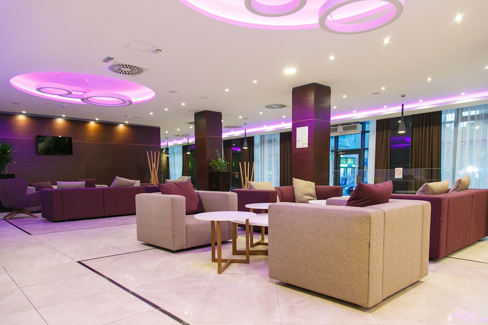 New City Hotel and Restaurant Nis 7/56