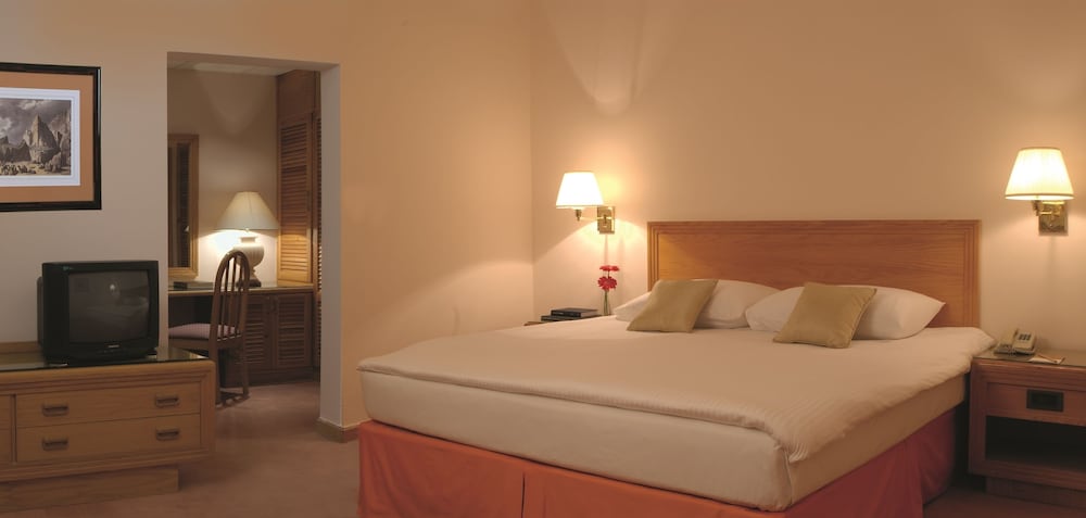 Grand Mercure Petra 29/91