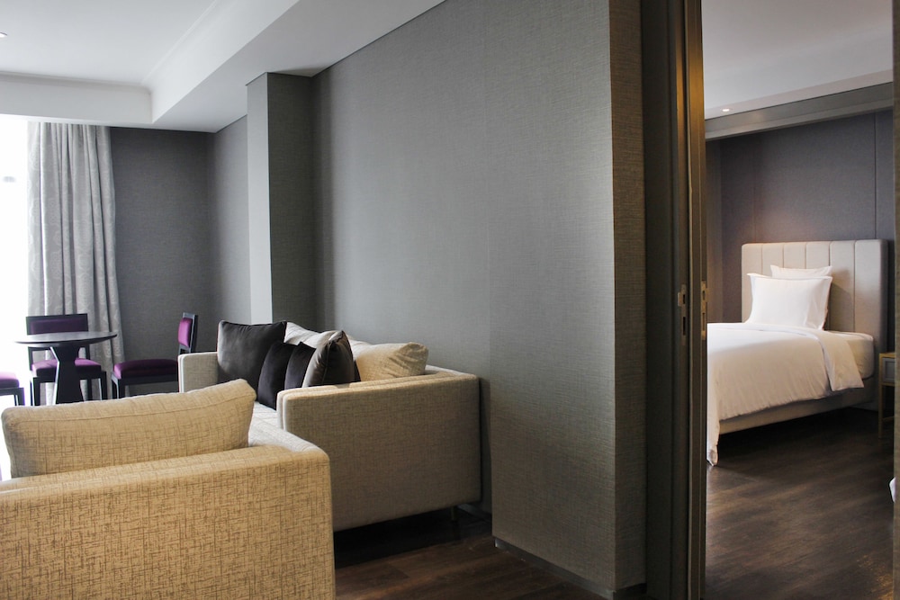 Goodrich Suites Jakarta 35/62
