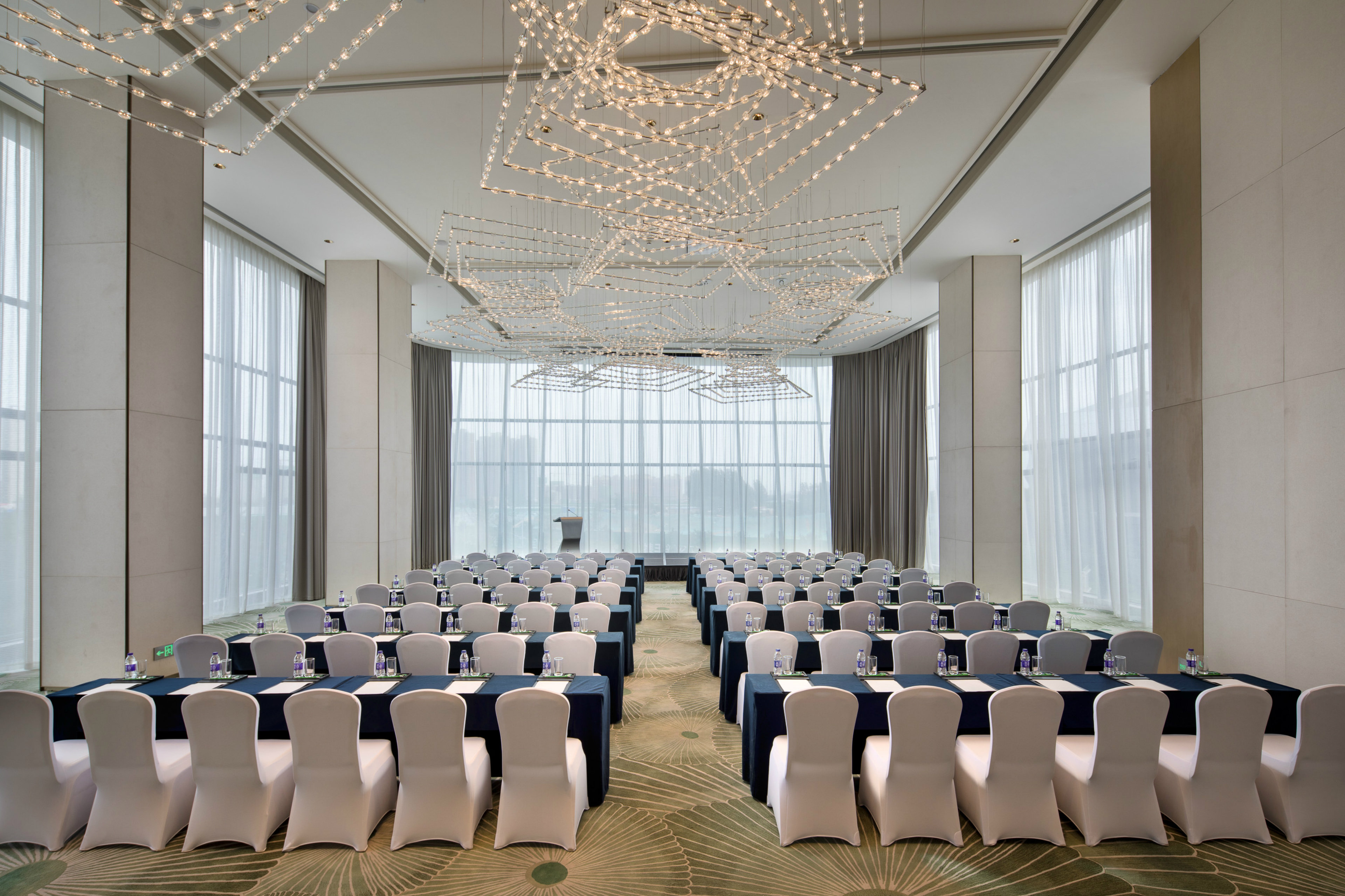 Holiday Inn Zhengzhou Riverside 13/16