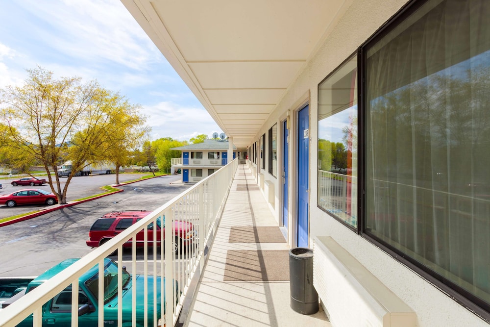 Motel6 Klamath Falls, OR 47/51