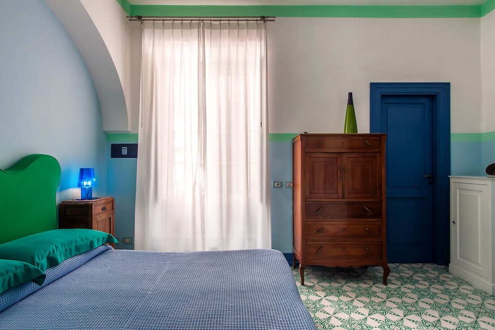 Casa Astarita 24/44