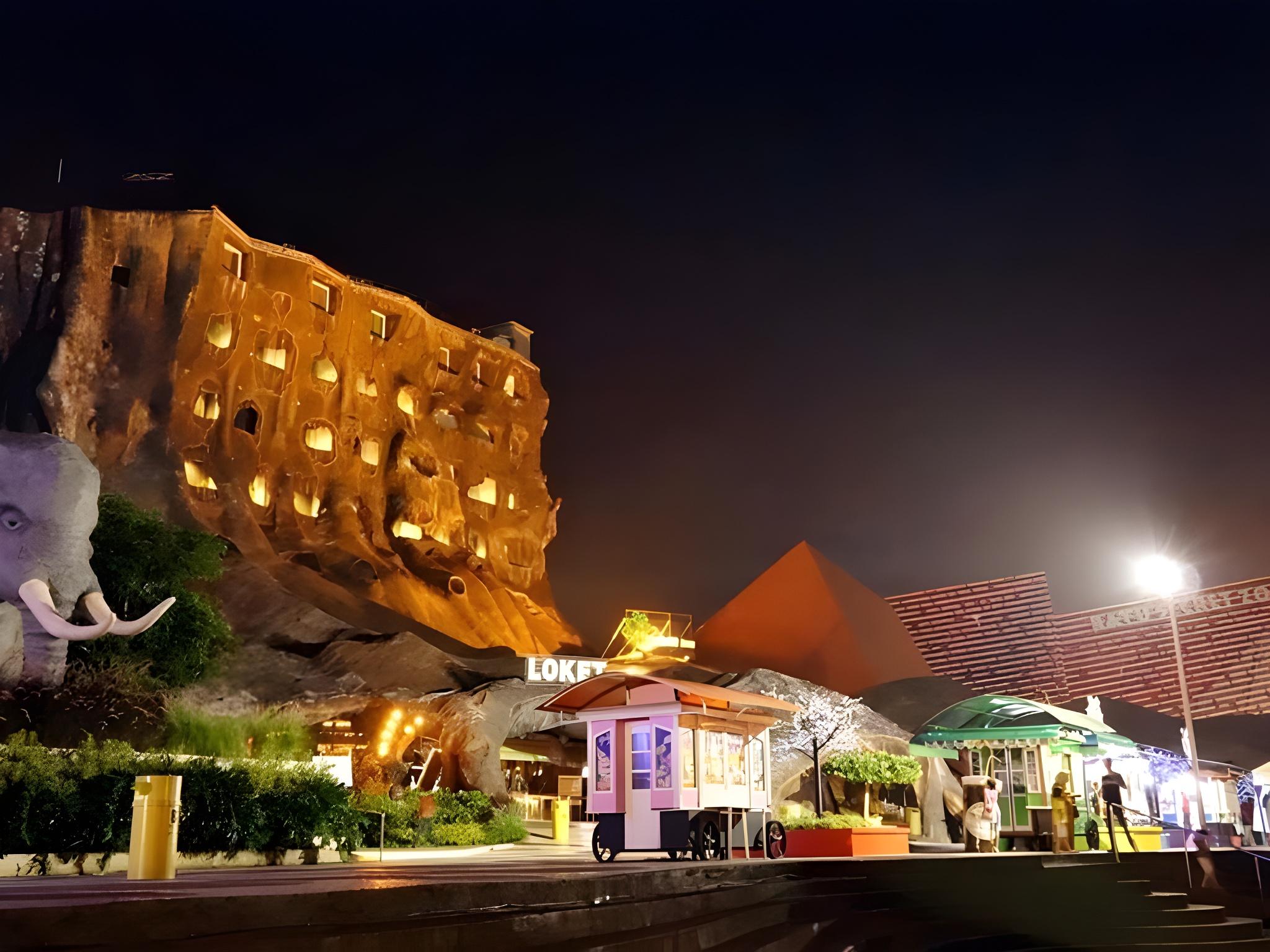 Pohon Inn Hotel 1/24