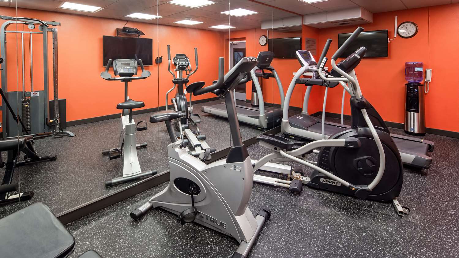 Best Western Paramus Hotel & Suites 22/35