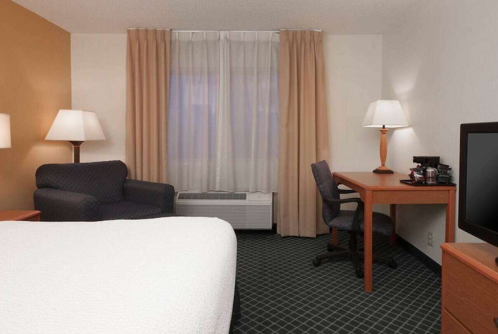 Baymont By Wyndham Coon Rapids 14/32