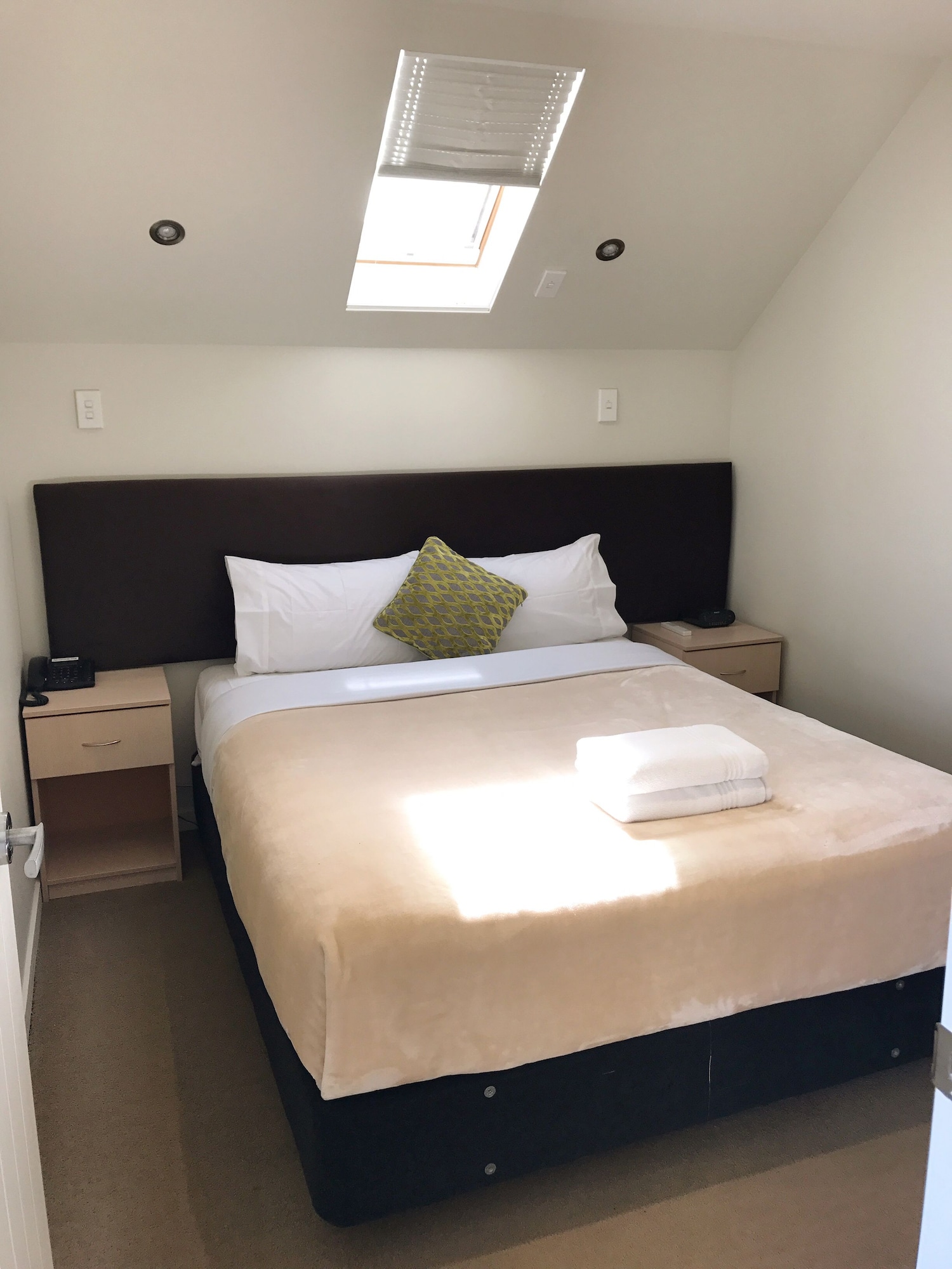 2 BEDROOMS, FAMILY, APARTMENT