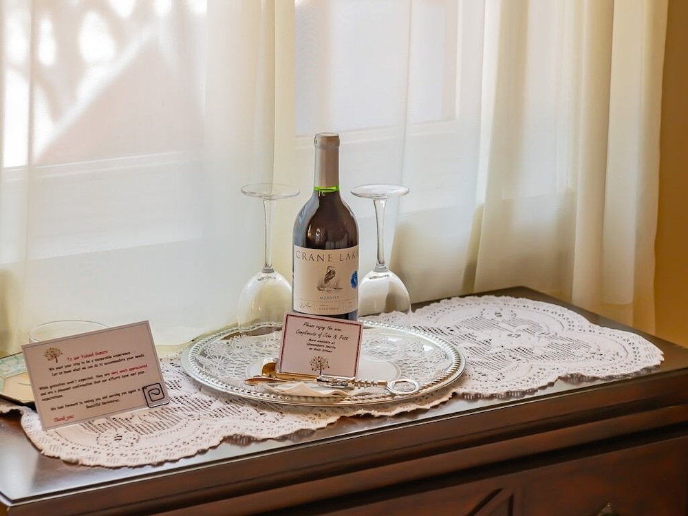 Shaker Mill Inn 19/50