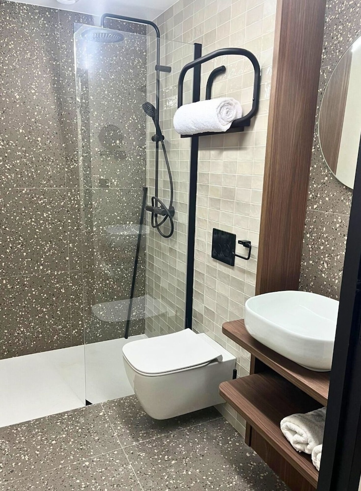 The Originals Boutique Hotel Rivella 51/55