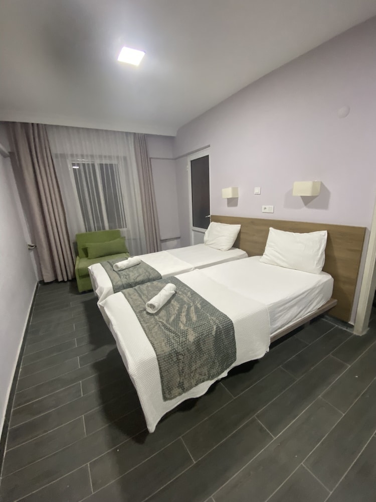 Baskent Hotel 11/46