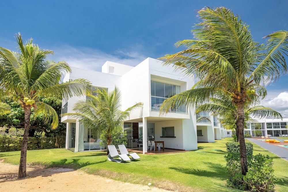 B Blue Beachouses 57/65