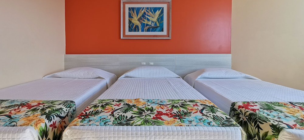 Ingleses Praia Hotel 24/50