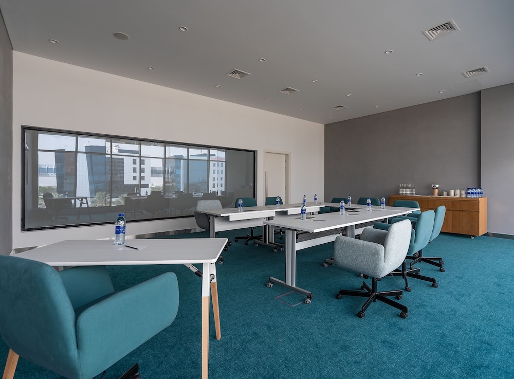 Studio One Hotel 61/67