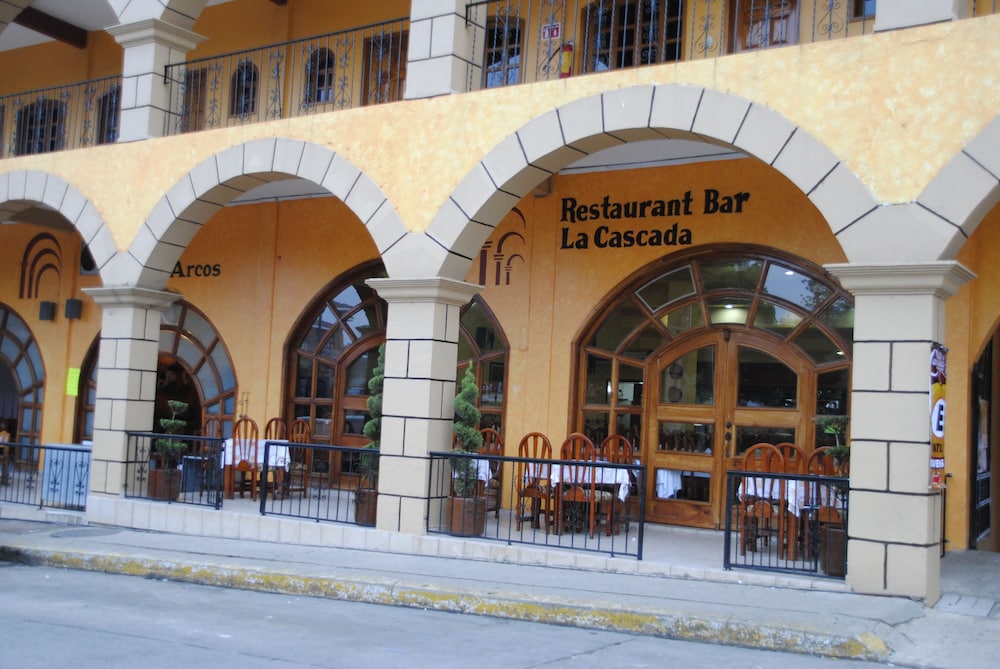 Hotel Arcos del Parque 3/46
