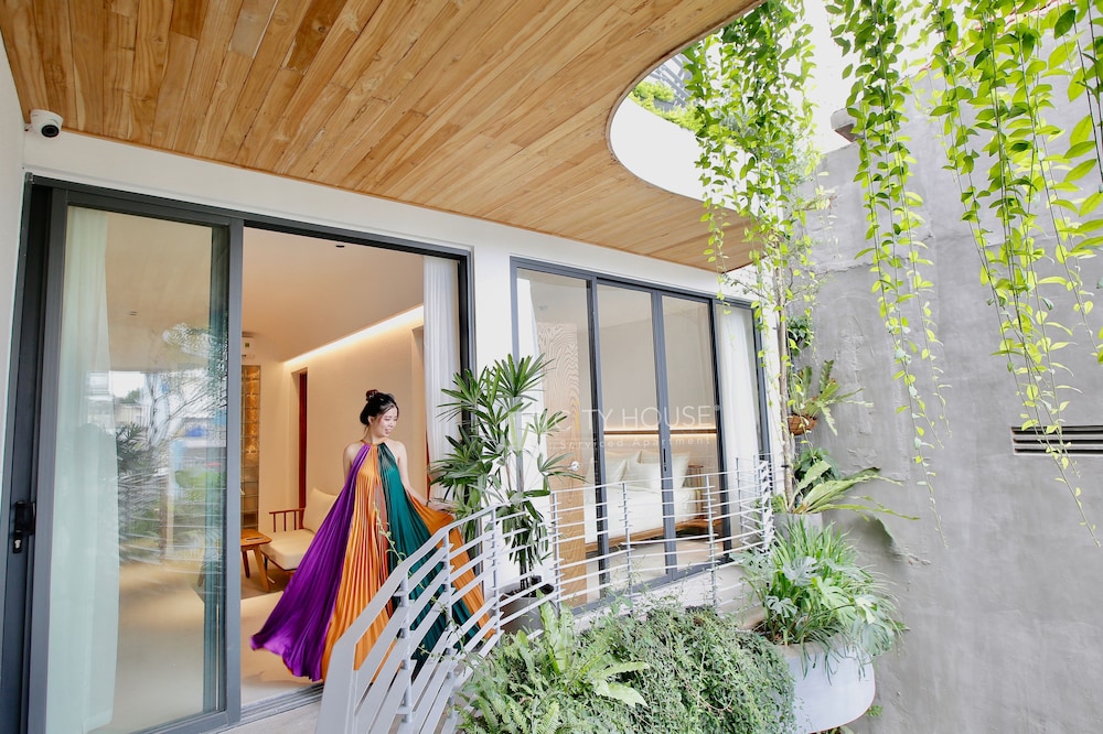 Cityhouse - City Oasis 3/50