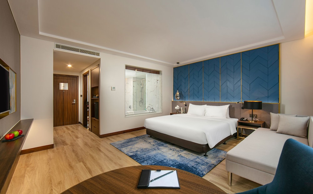 Movenpick Living West Hanoi 56/112