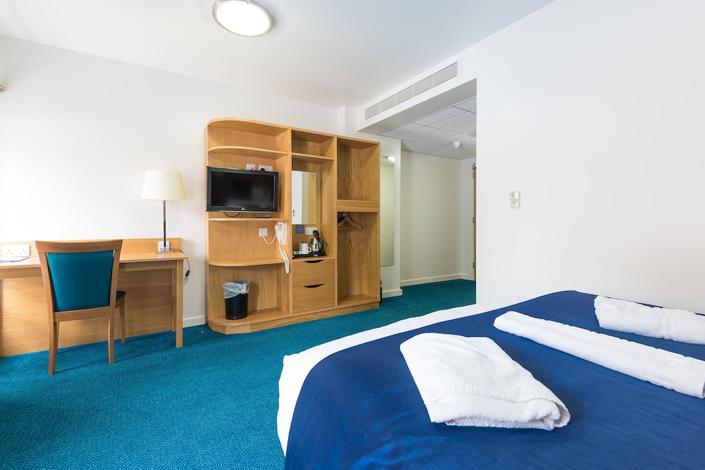 Lilleshall National Sports And Conferencing Centre 10/50