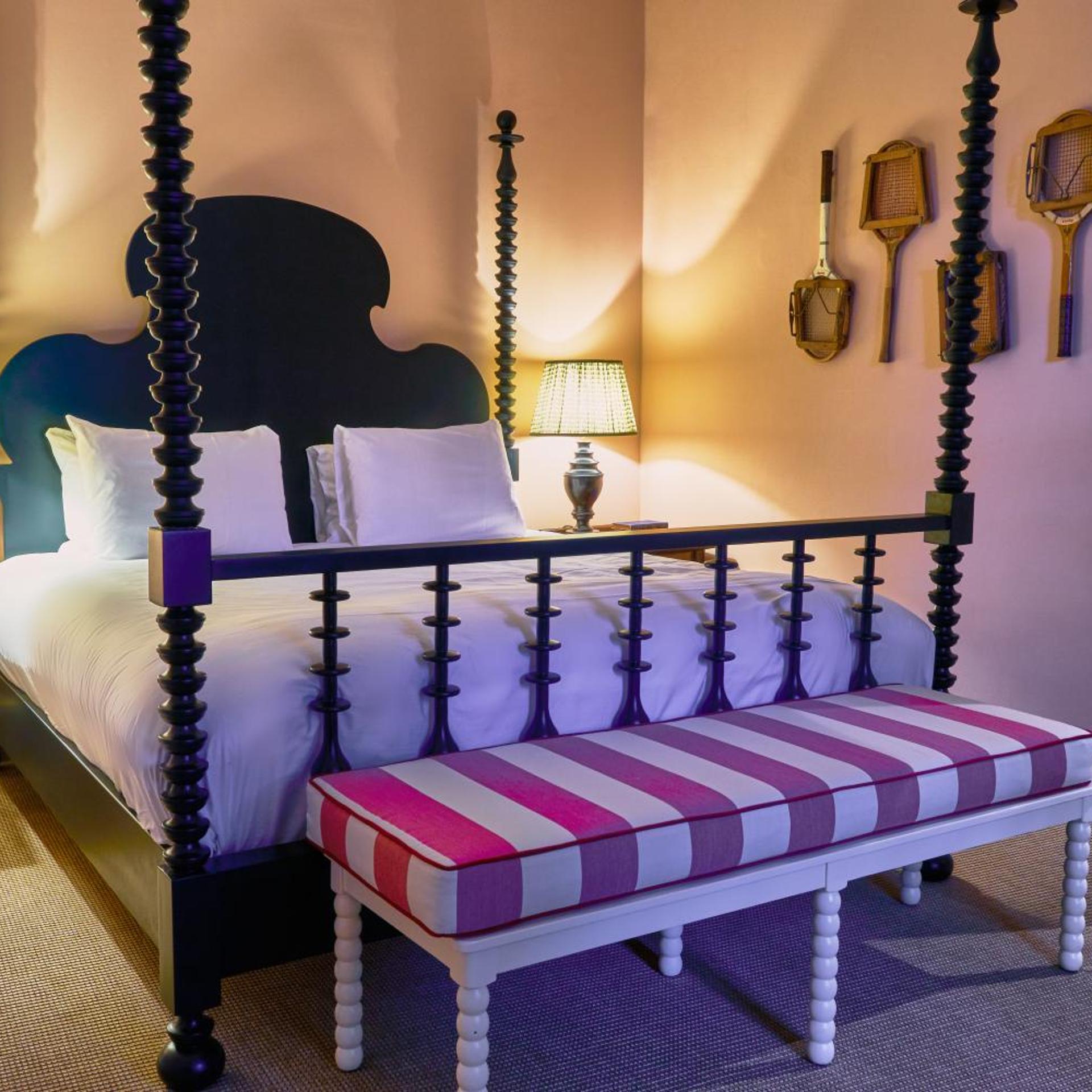Heritage, King Bed