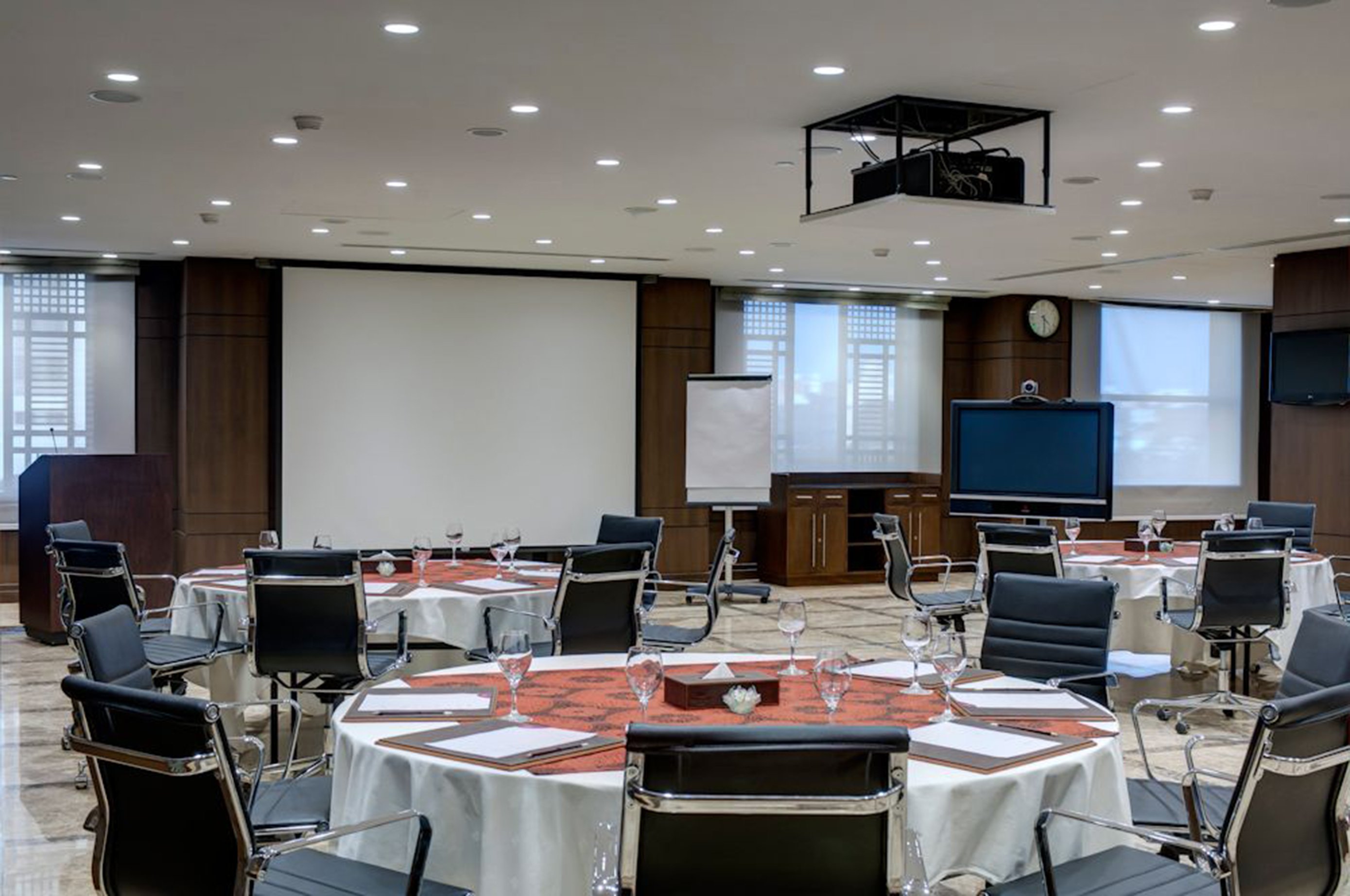 كراون بلازا المدينة(Crowne Plaza Madinah) 58/75