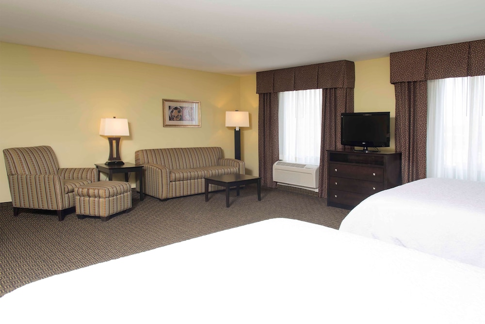 Hampton Inn & Suites Danville 13/42