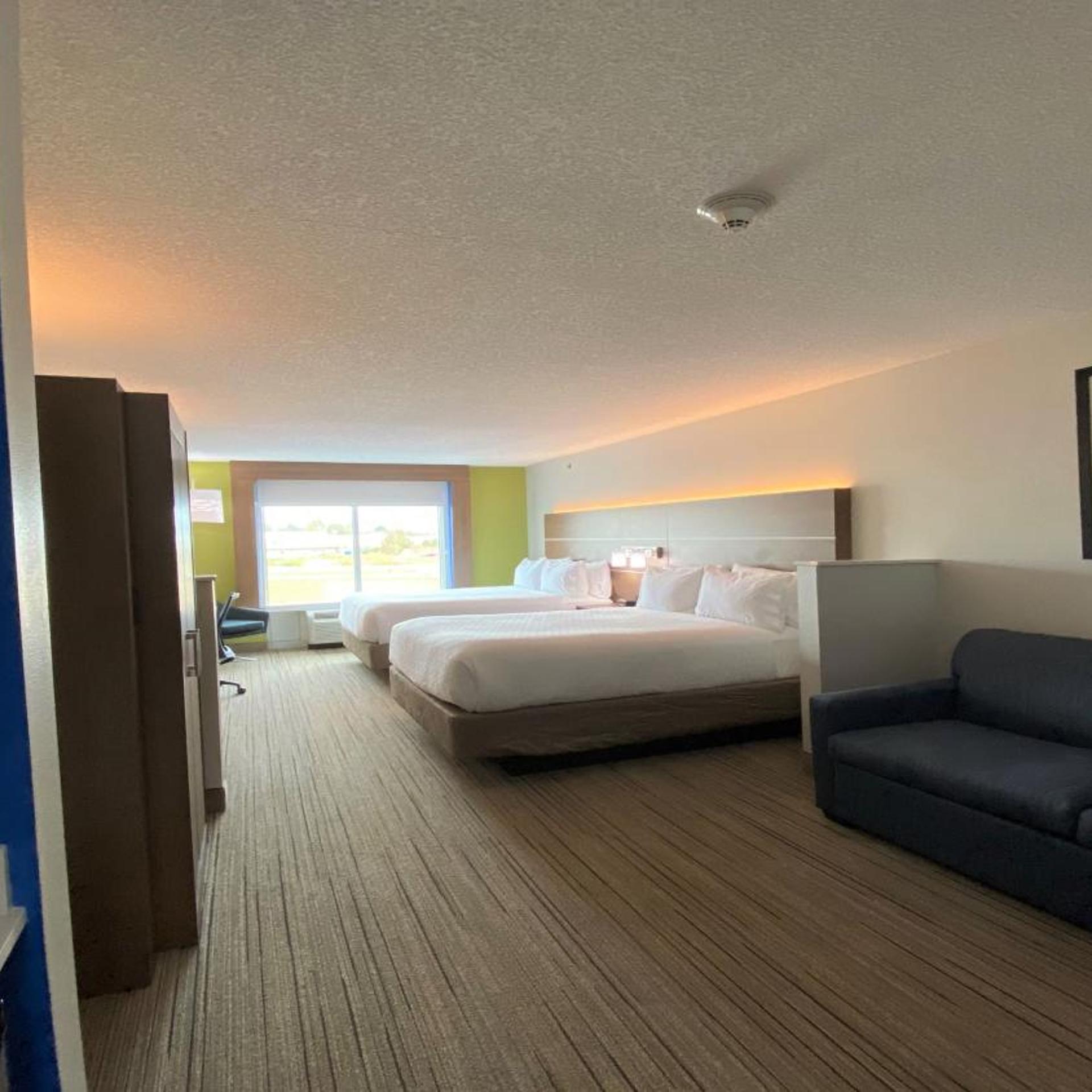 جناح بسرير كوين مع أريكة، Holiday Inn Express Suites Somerset Central 6/10