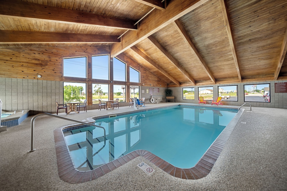 AmericInn by Wyndham Ames 25/49
