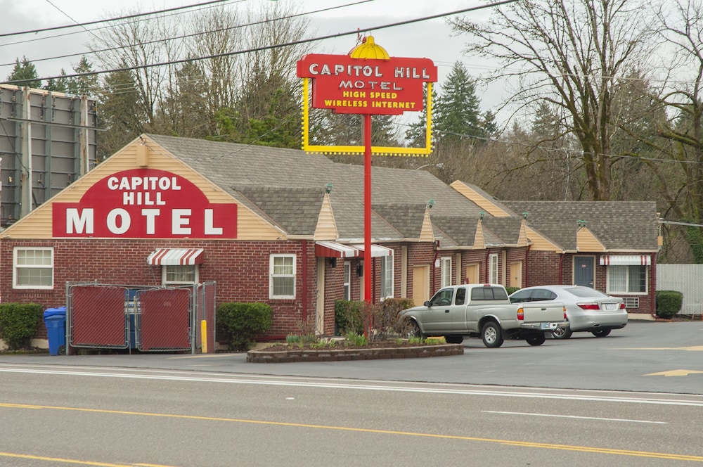 Capitol Hill Motel 58/65