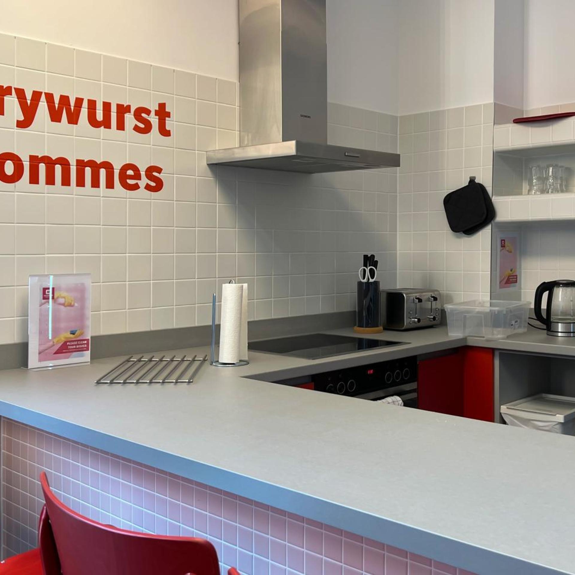 Meininger Hotel Berlin Hauptbahnhof 6/42
