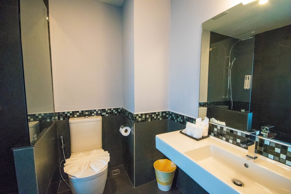 Comet Hotel Suratthani 26/26