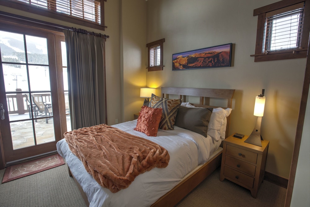 One Ski Hill Place A Rockresort 20/63
