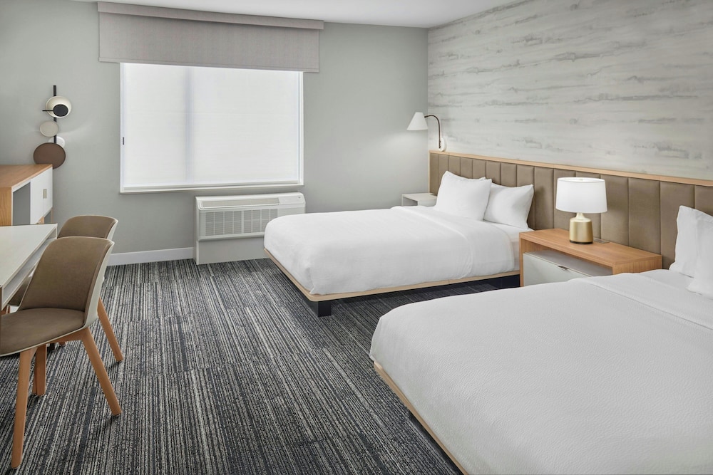 TownePlace Suites by Marriott Lansing North 7/43