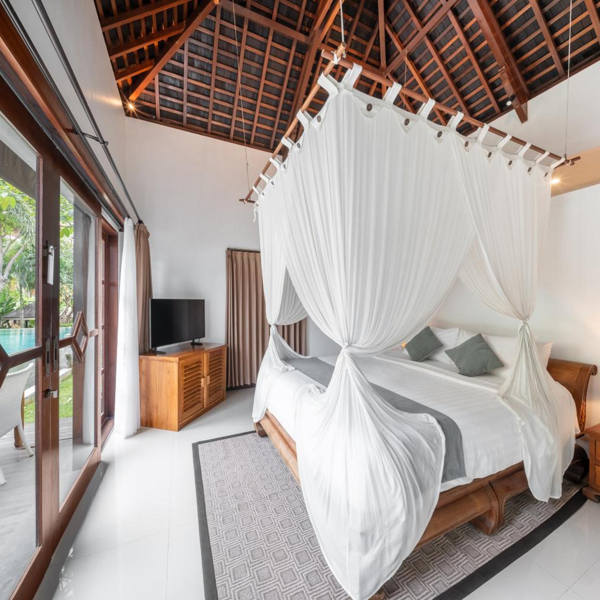 Superior, Double Bed, Pool Access