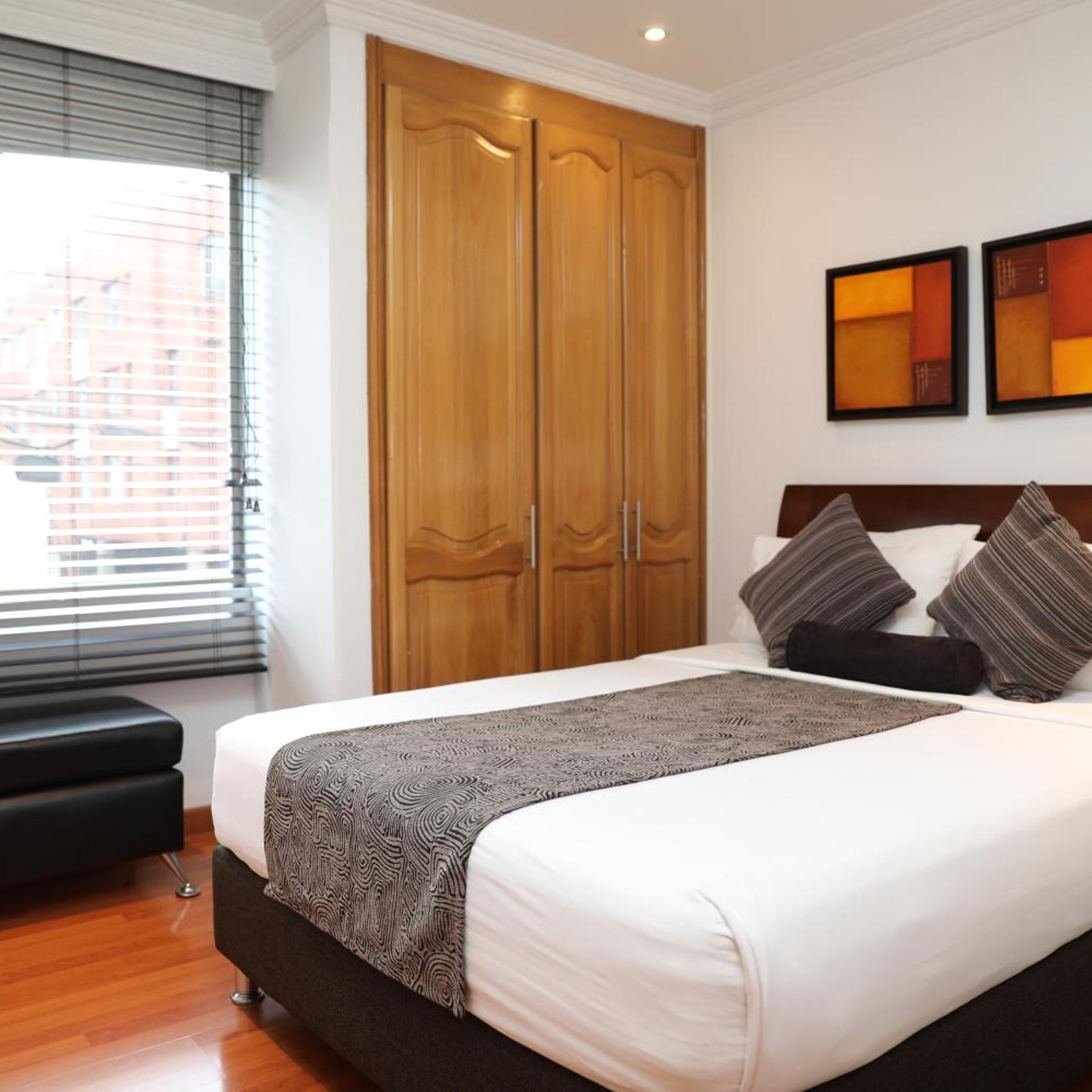 Suites 108 7/55