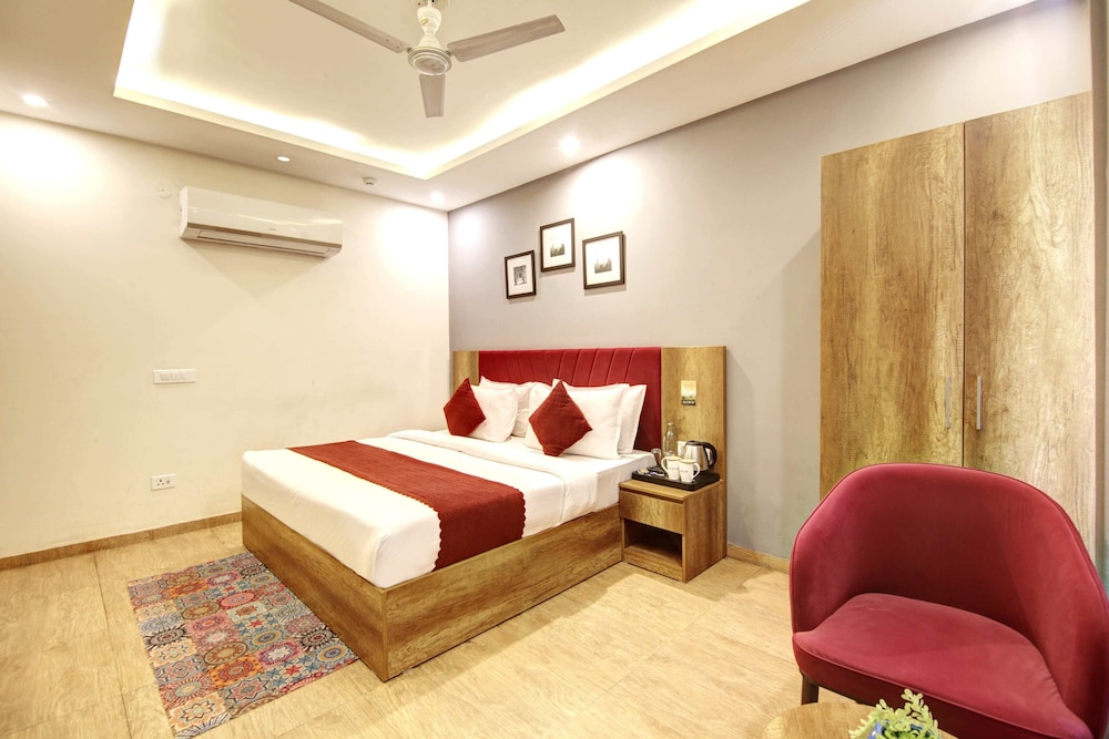 Saltstayz Hotel Huda City Center 11/49