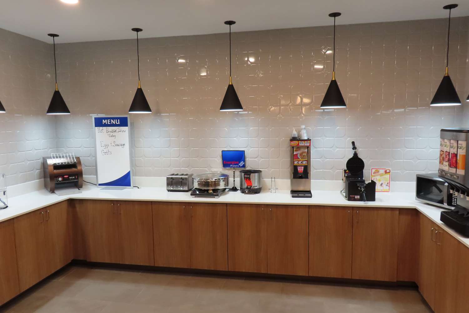 Best Western Heritage Inn & Suites 5/18