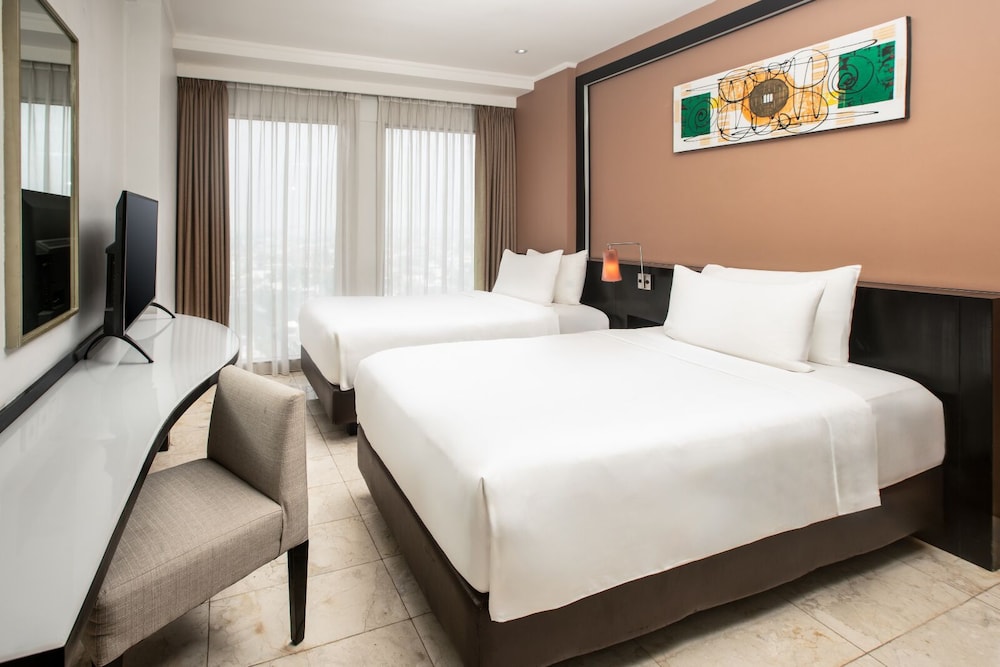 Club, Arya, 2 Queen Beds، Aryaduta Palembang 2/6
