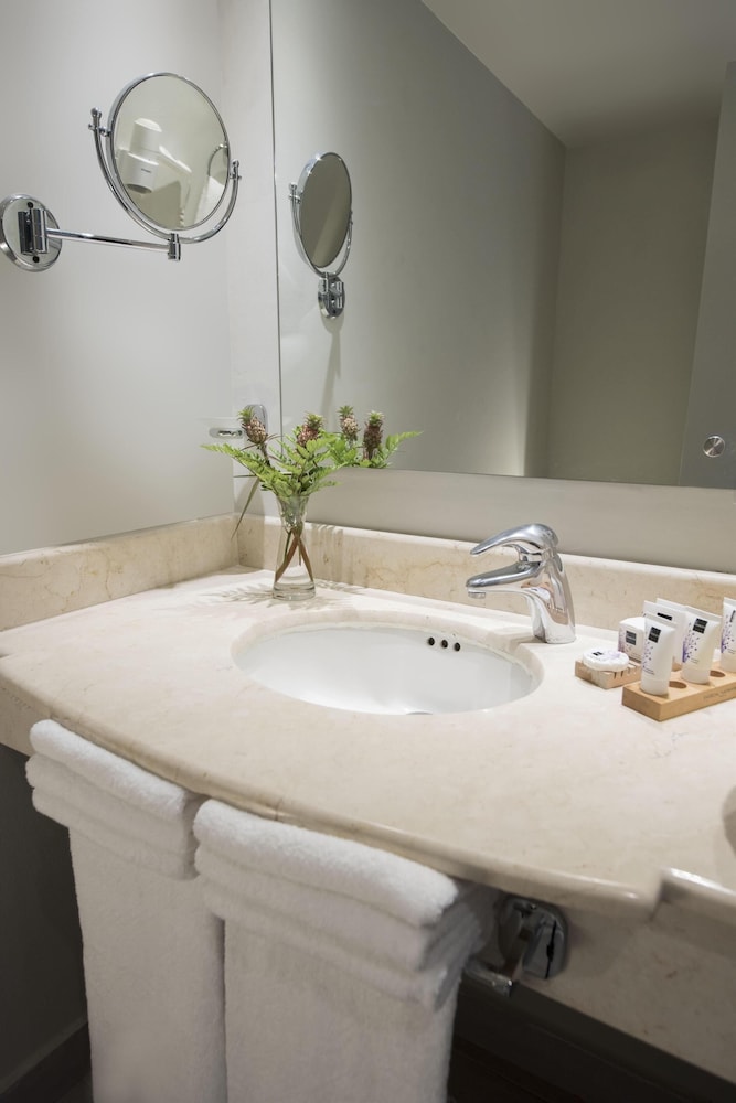 Novus Plaza Hodelpa 43/46
