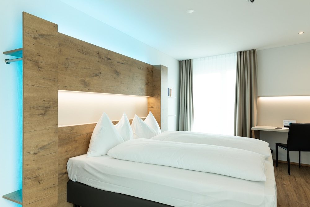Jet Hotel Zurich Airport 13/45